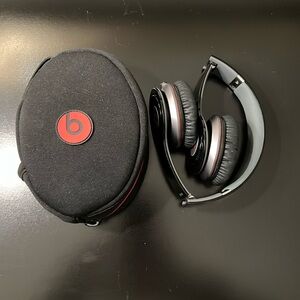 Beats by Dre Solo 1st Generation Wired Headphones